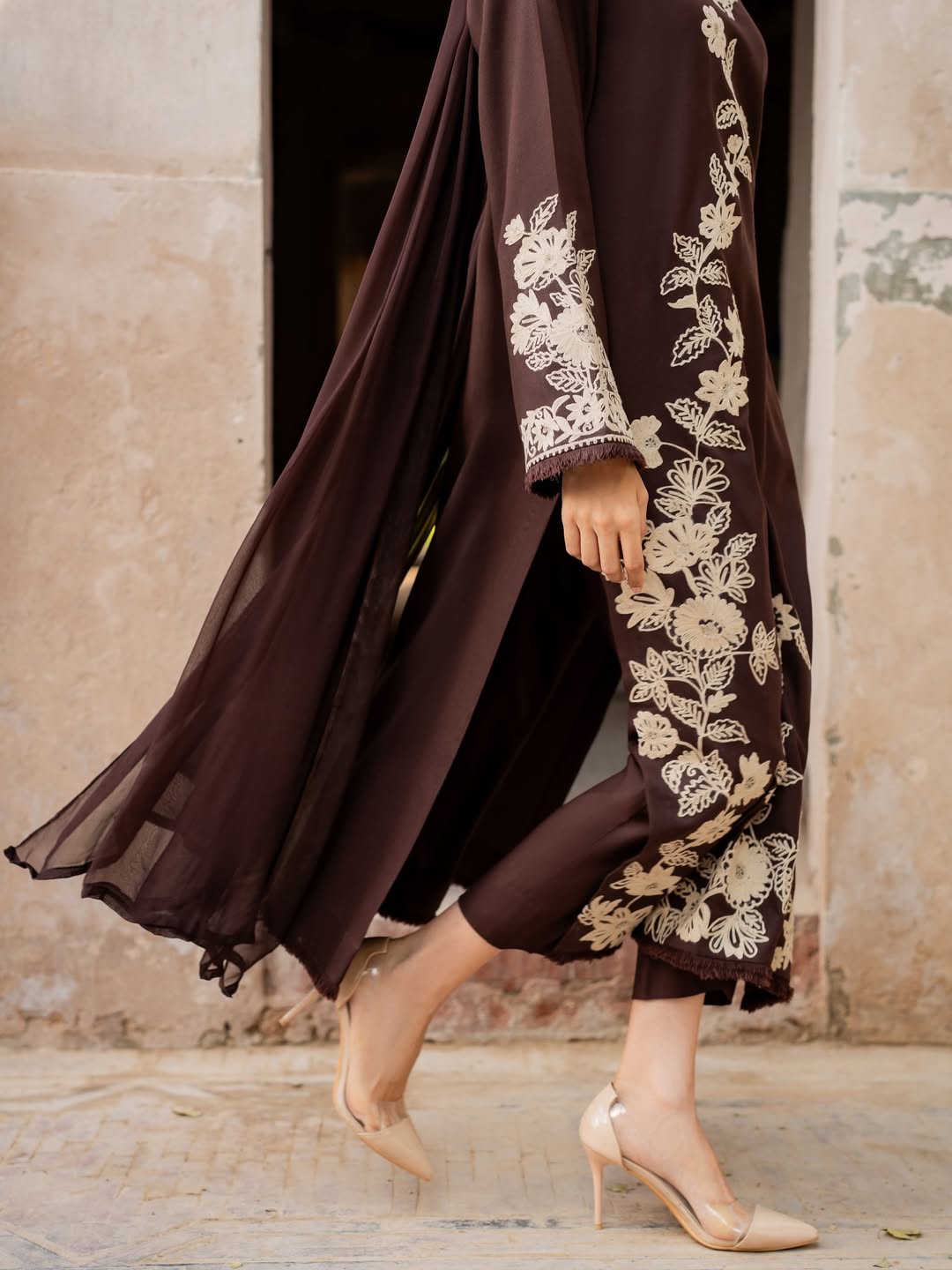 Brownish 3Pc EMB
