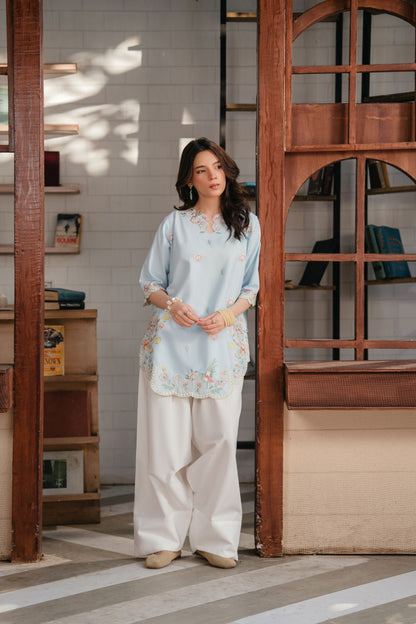 ICE BLUE 3 PC EMBROIDERY