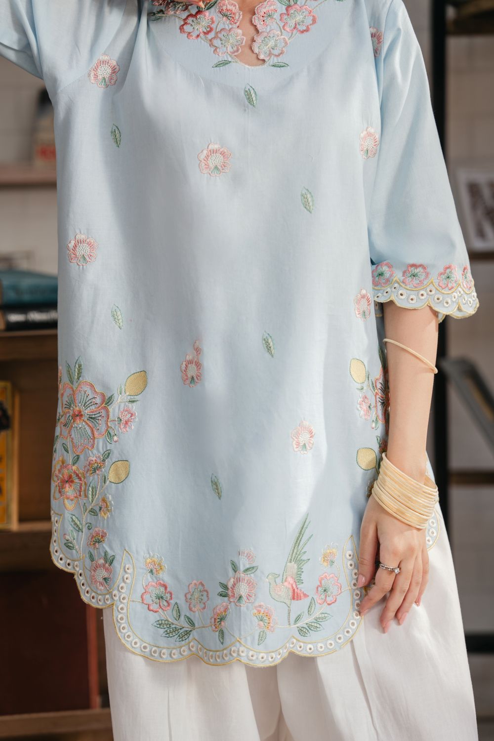 ICE BLUE 3 PC EMBROIDERY