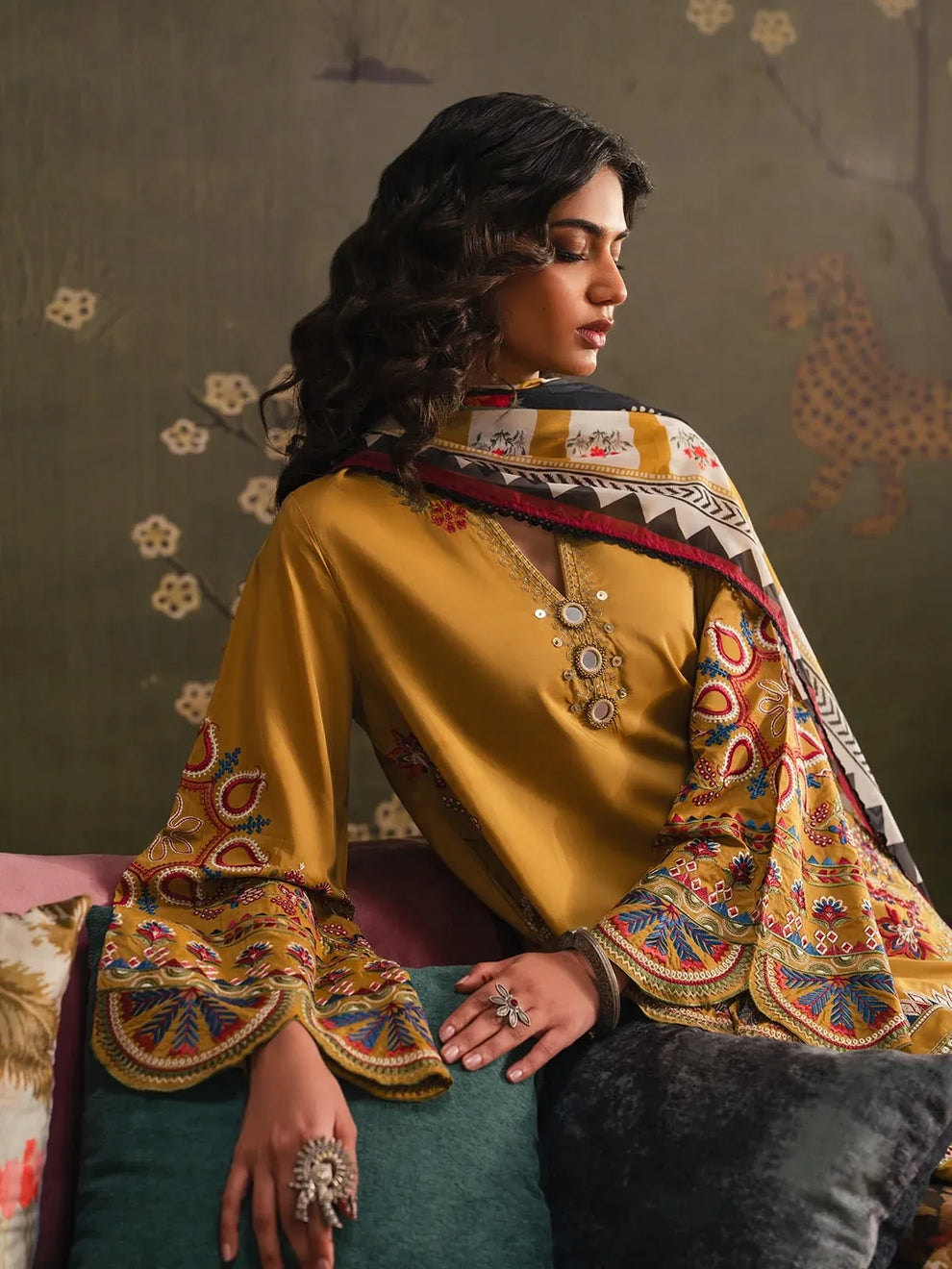 Golden Bloom 3PC